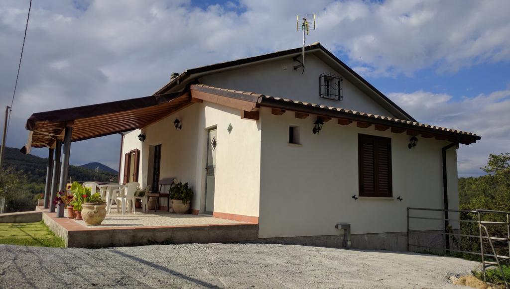 הוילה אמליה La Casa Di Mary מראה חיצוני תמונה